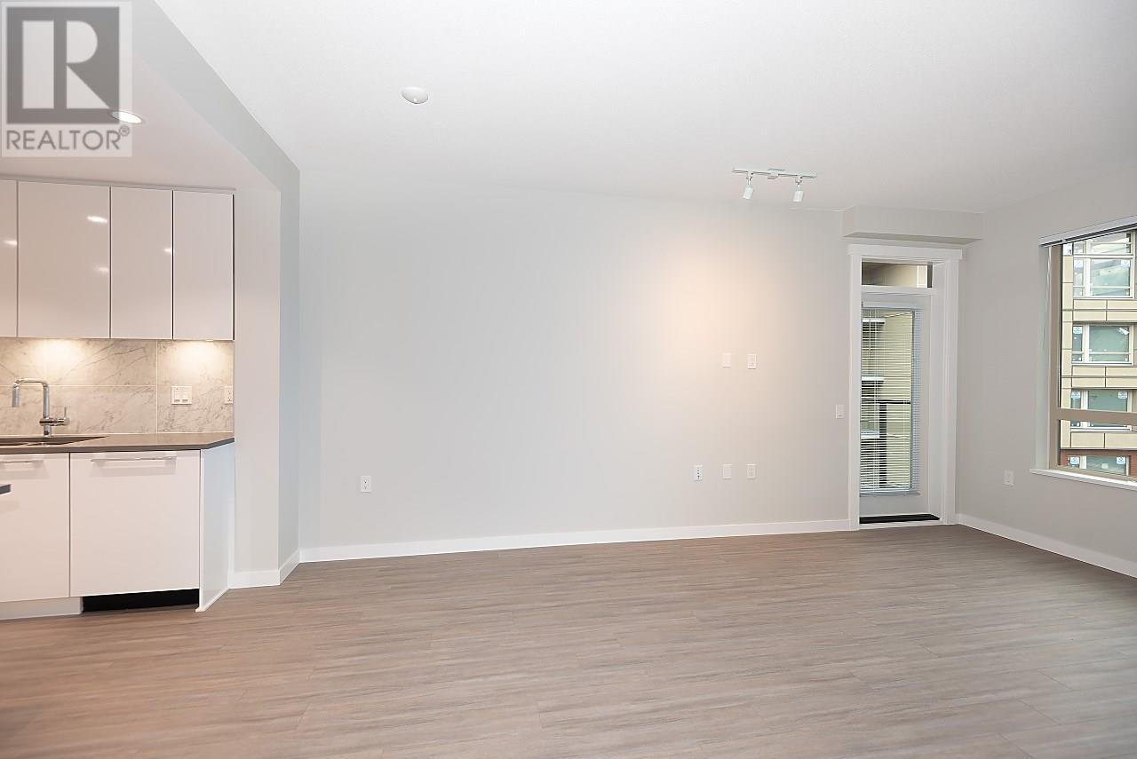 210 2663 Library Lane, North Vancouver, British Columbia  V7J 0C1 - Photo 13 - R2944327