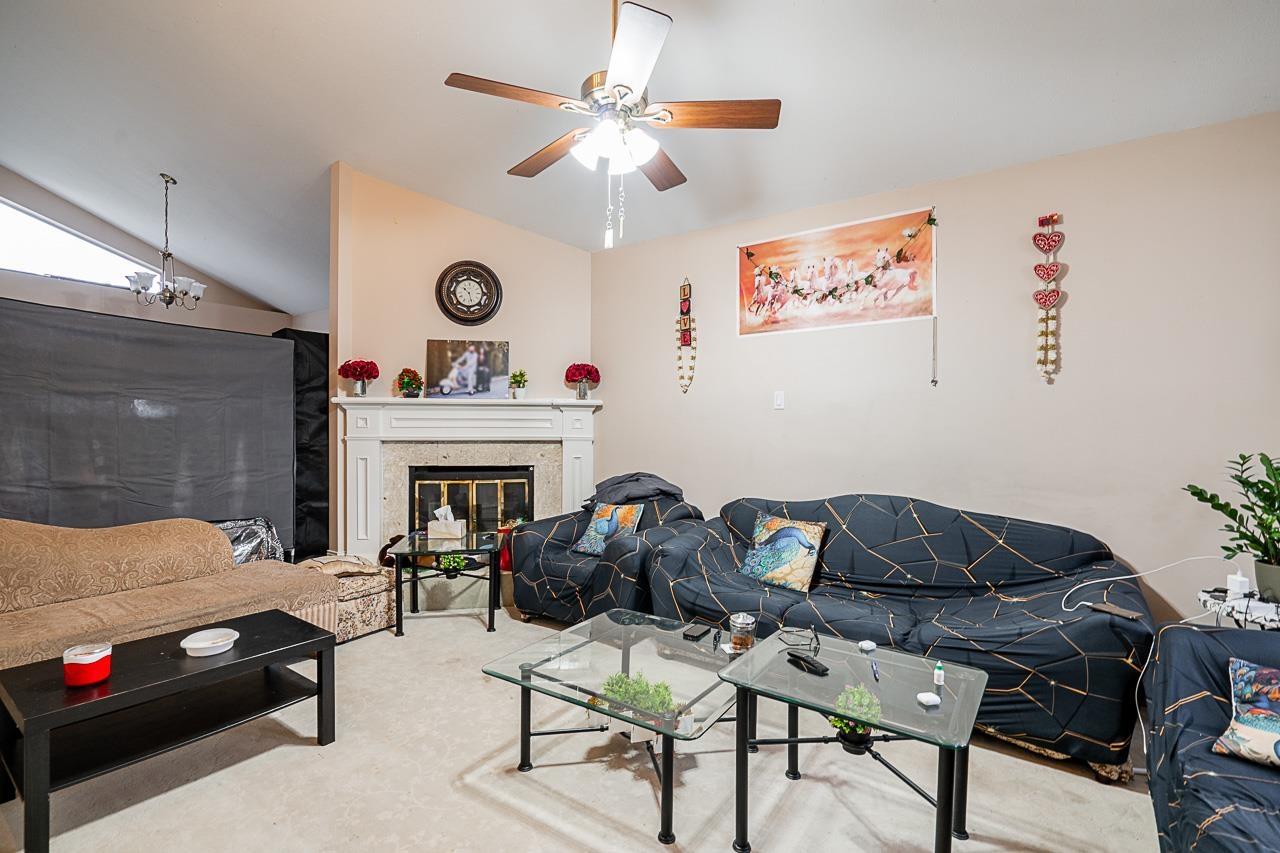 Property at 11630 72A AVENUE image 5