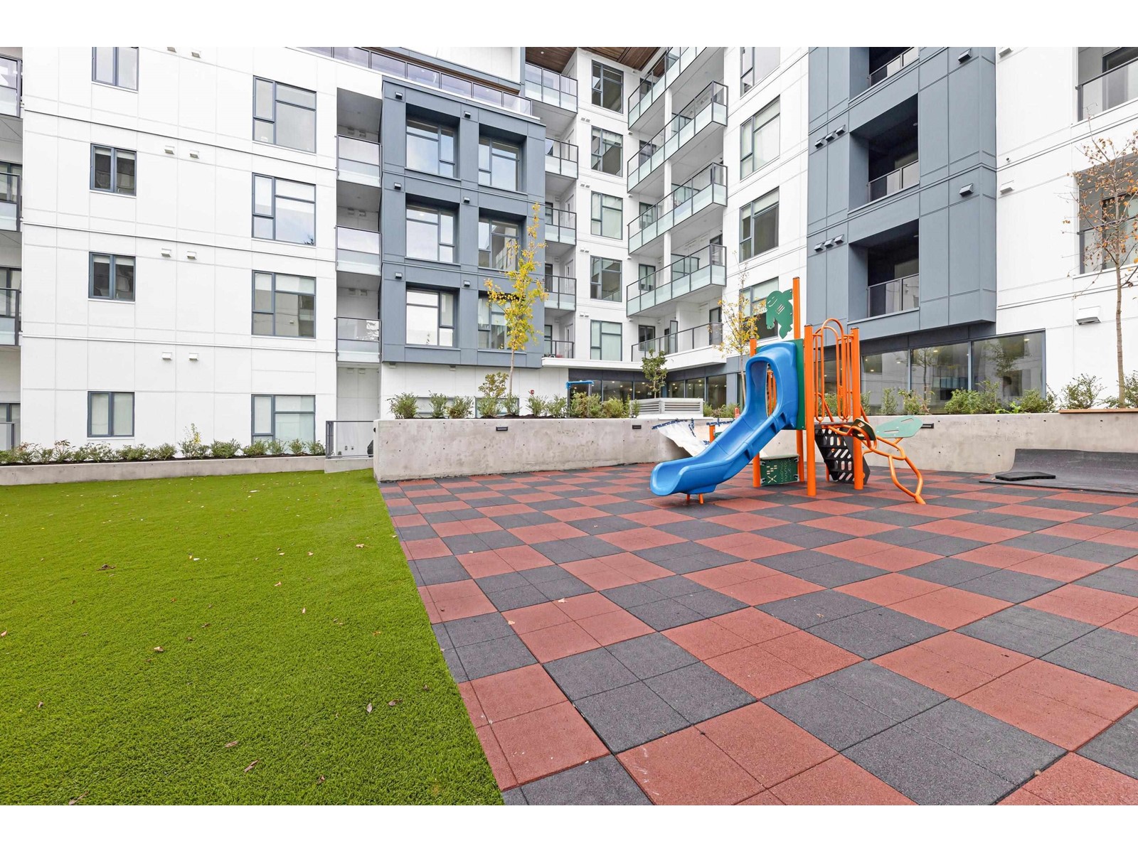 E607 10829 E 140 Street, Surrey, British Columbia  V3R 0H4 - Photo 3 - R2943610