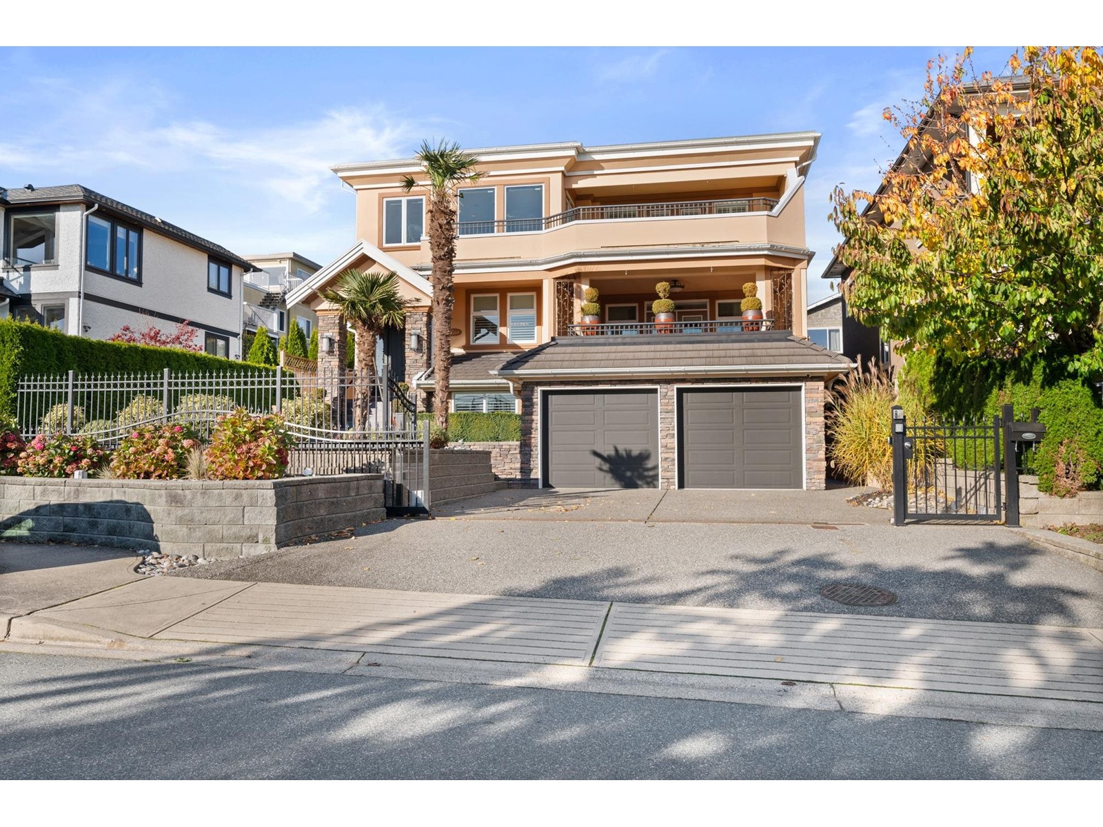 15781 PACIFIC AVENUE, white rock, British Columbia