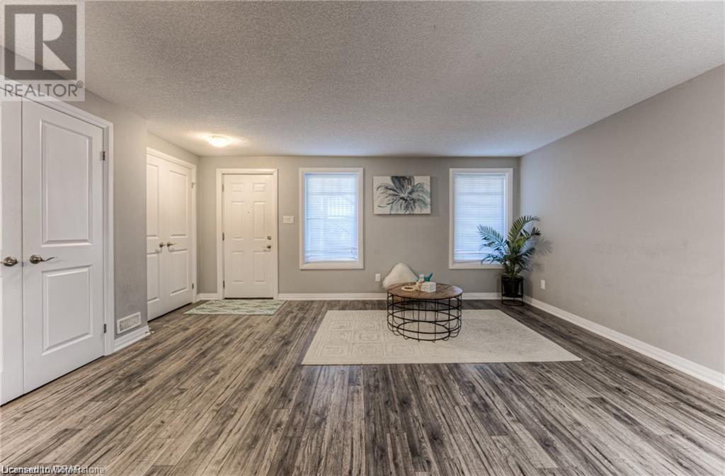 1989 Ottawa Street Unit# 30g, Kitchener, Ontario  N0J 1P0 - Photo 4 - 40677495