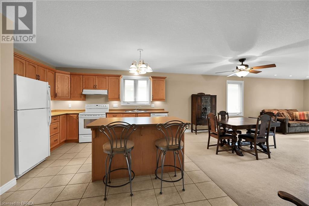 385 Park Road N Unit# 15, Brantford, Ontario  N3R 0A1 - Photo 8 - 40648231