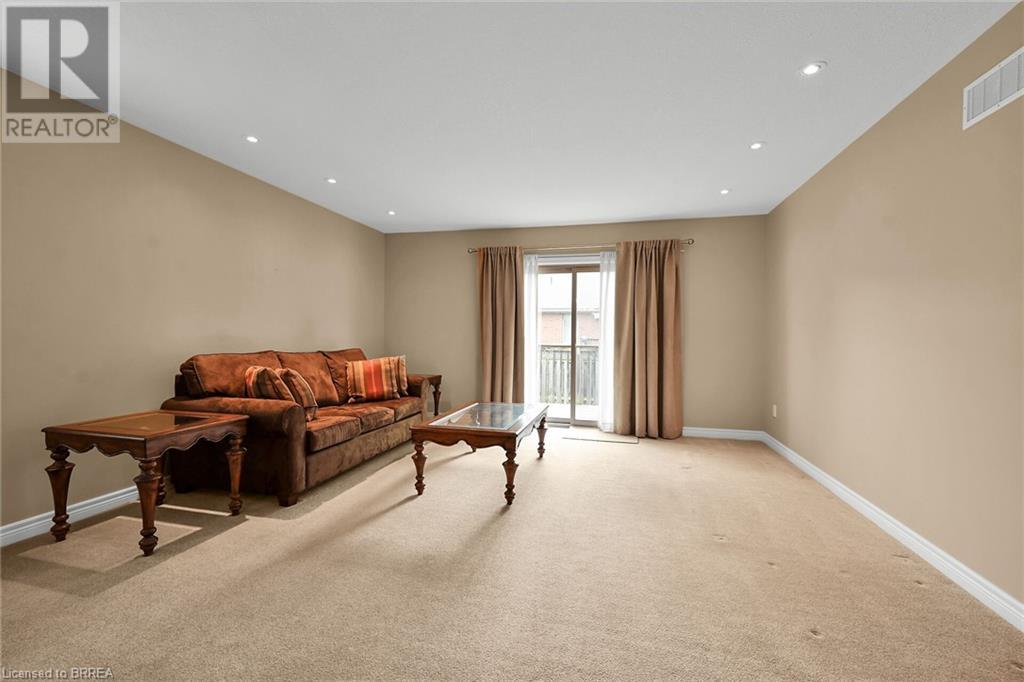 385 Park Road N Unit# 15, Brantford, Ontario  N3R 0A1 - Photo 17 - 40648231