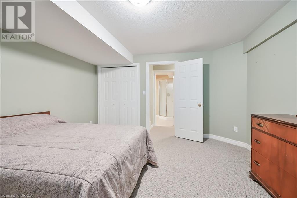 385 Park Road N Unit# 15, Brantford, Ontario  N3R 0A1 - Photo 35 - 40648231