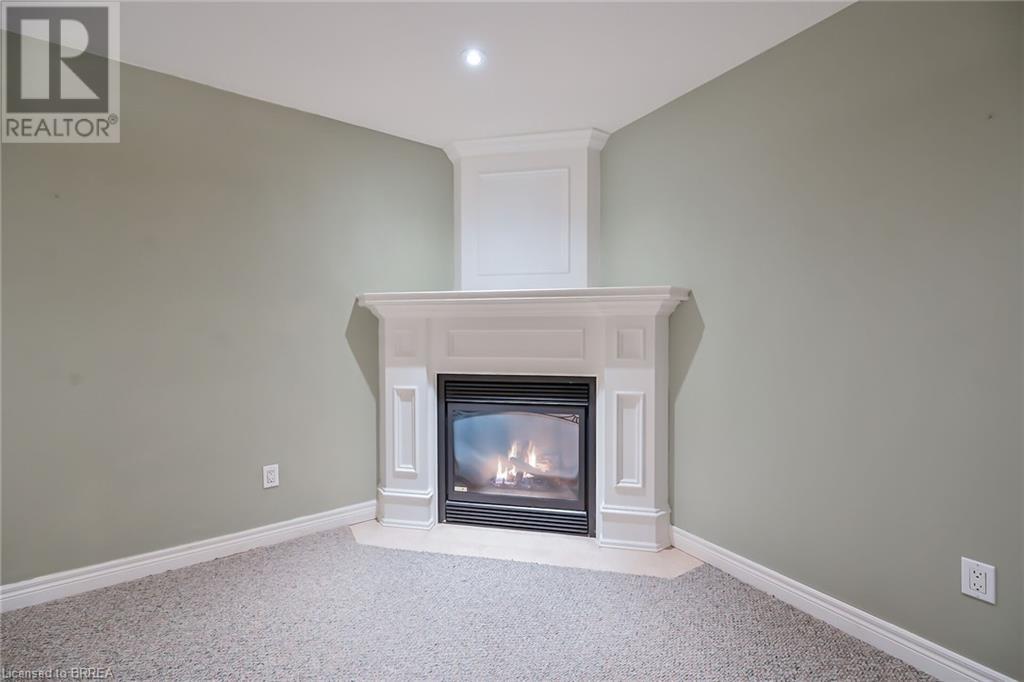 385 Park Road N Unit# 15, Brantford, Ontario  N3R 0A1 - Photo 29 - 40648231