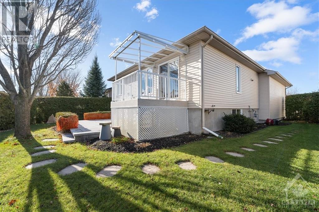 1606 Sebastien Crescent, Clarence-Rockland, Ontario  K4K 1V9 - Photo 28 - X10425643