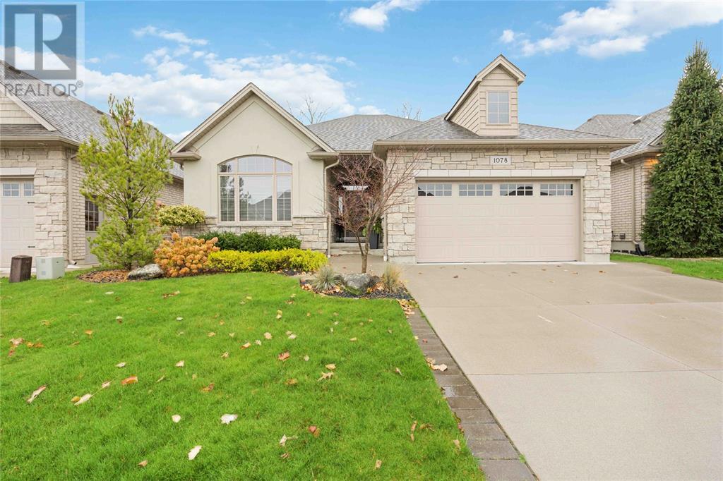 1078 Mike Weir Drive, Sarnia, Ontario  N0N 1C0 - Photo 2 - 24027662