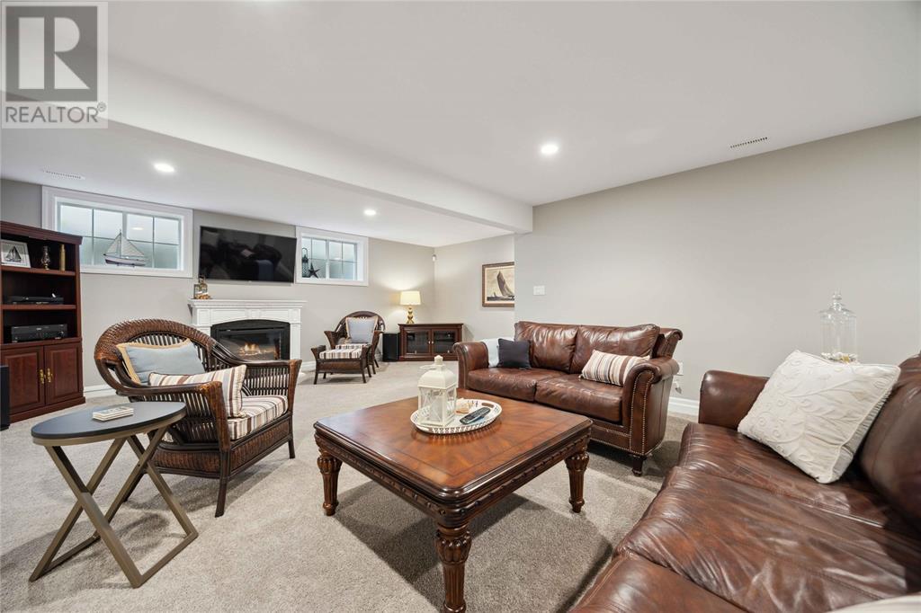 1078 Mike Weir Drive, Sarnia, Ontario  N0N 1C0 - Photo 30 - 24027662