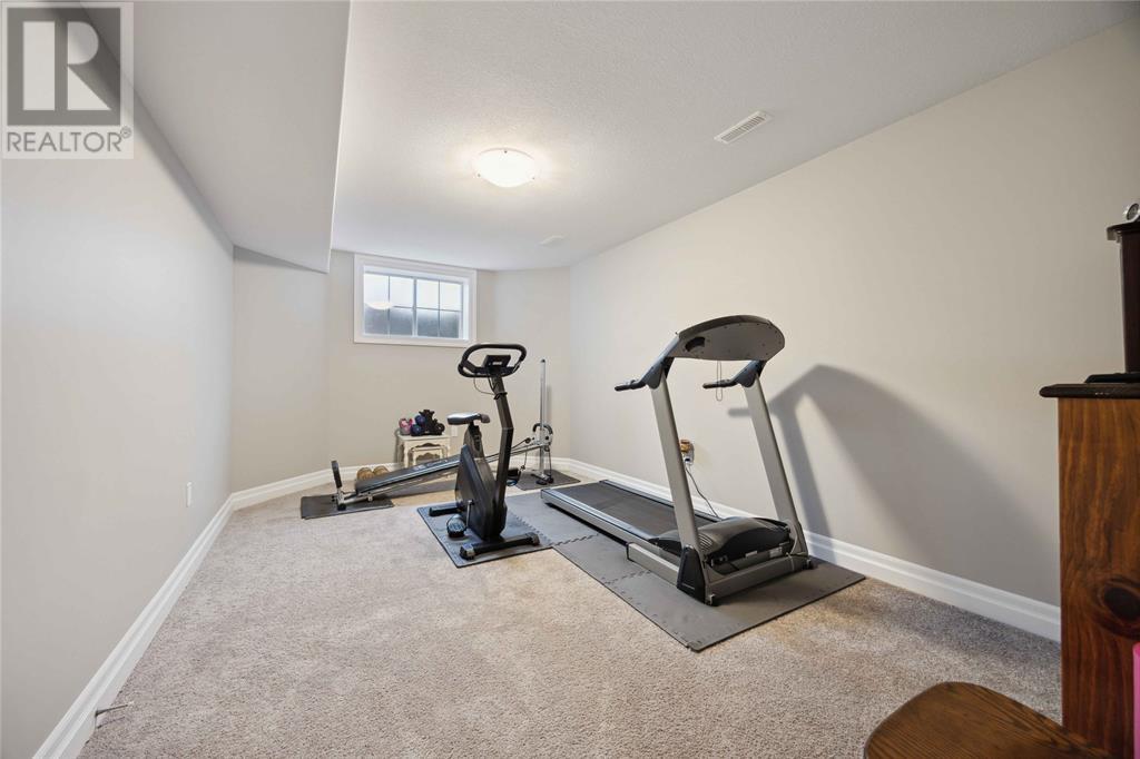 1078 Mike Weir Drive, Sarnia, Ontario  N0N 1C0 - Photo 31 - 24027662