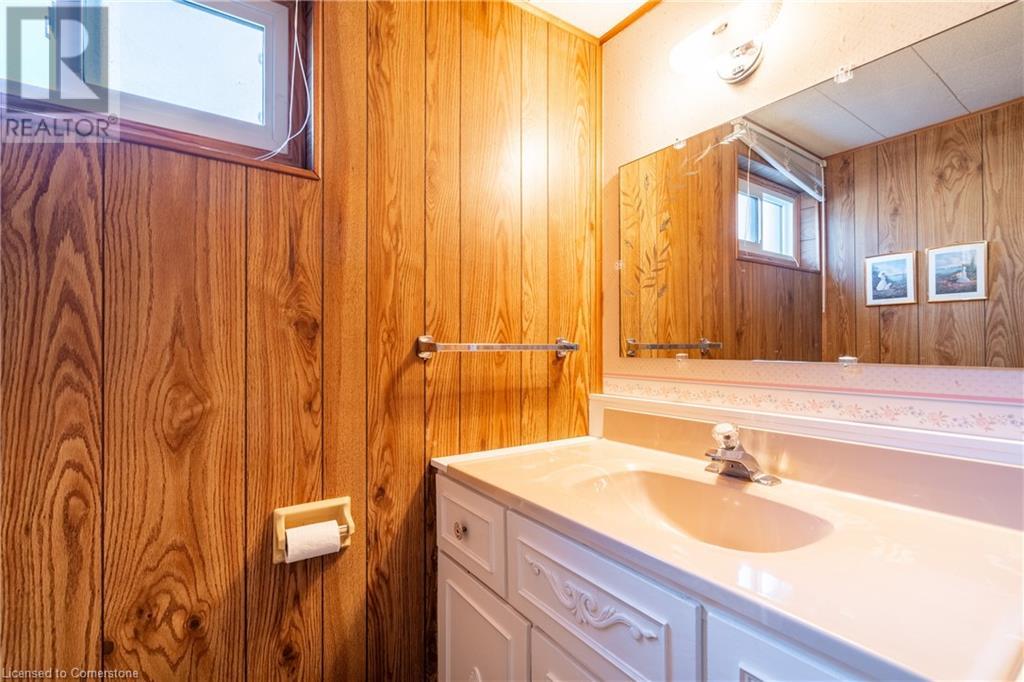 9 Thomson Court, Hamilton, Ontario  L8V 3C1 - Photo 28 - 40677021