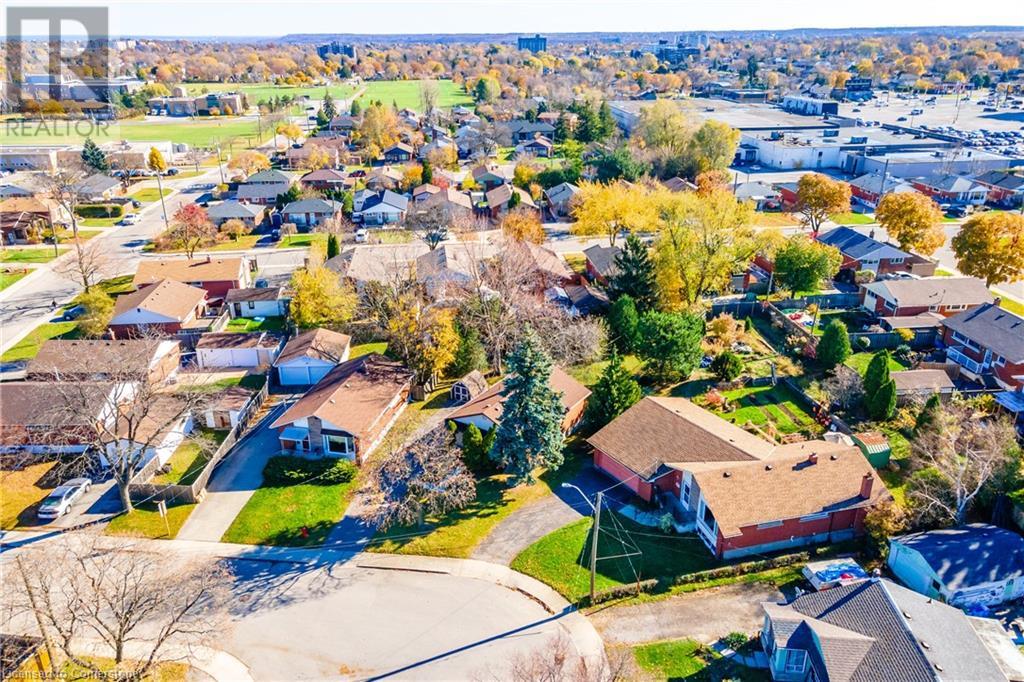 9 Thomson Court, Hamilton, Ontario  L8V 3C1 - Photo 38 - 40677021