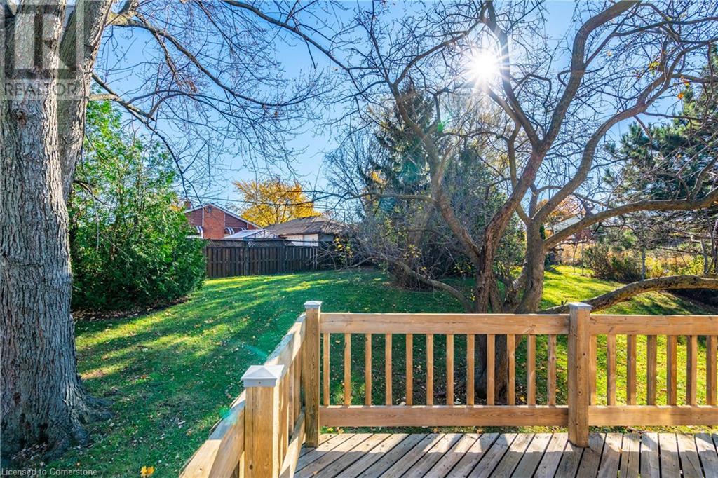 9 Thomson Court, Hamilton, Ontario  L8V 3C1 - Photo 32 - 40677021