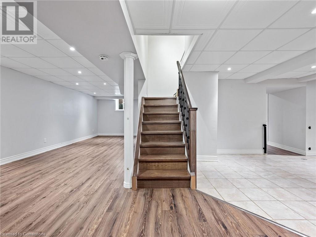 3 Borodino Court, Hamilton, Ontario  L9B 2E8 - Photo 29 - 40677855