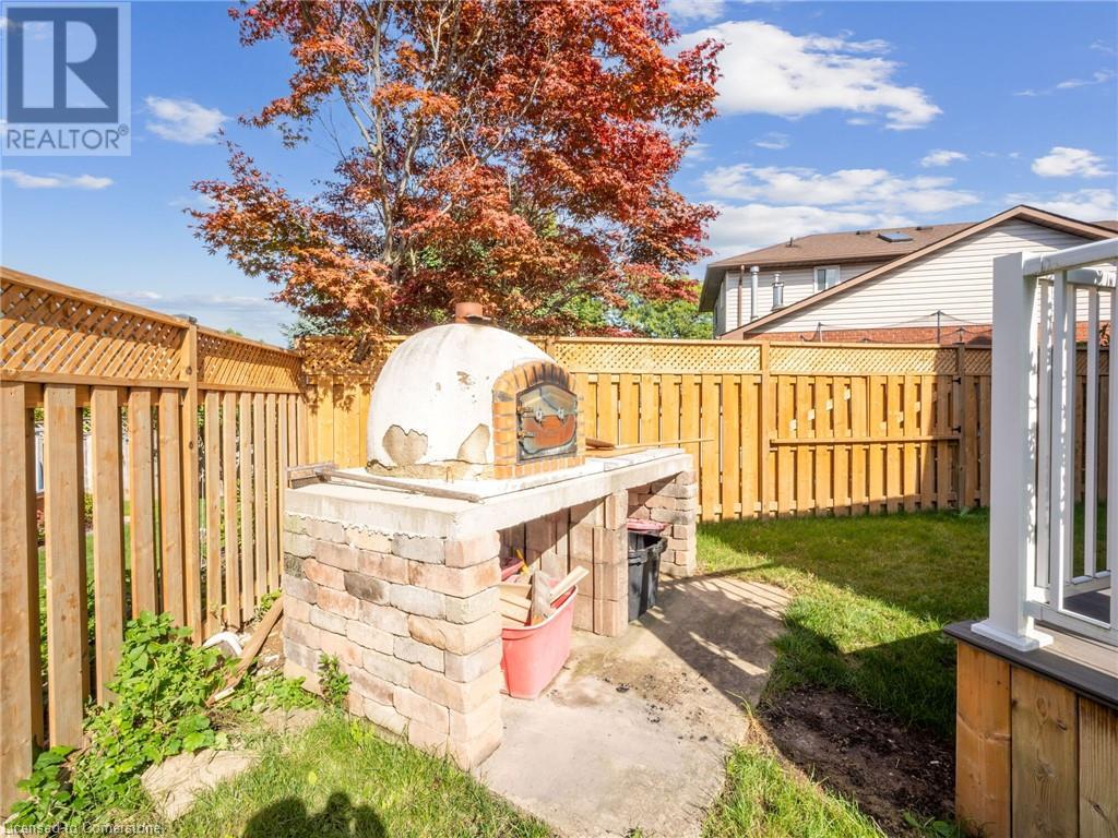 3 Borodino Court, Hamilton, Ontario  L9B 2E8 - Photo 47 - 40677855