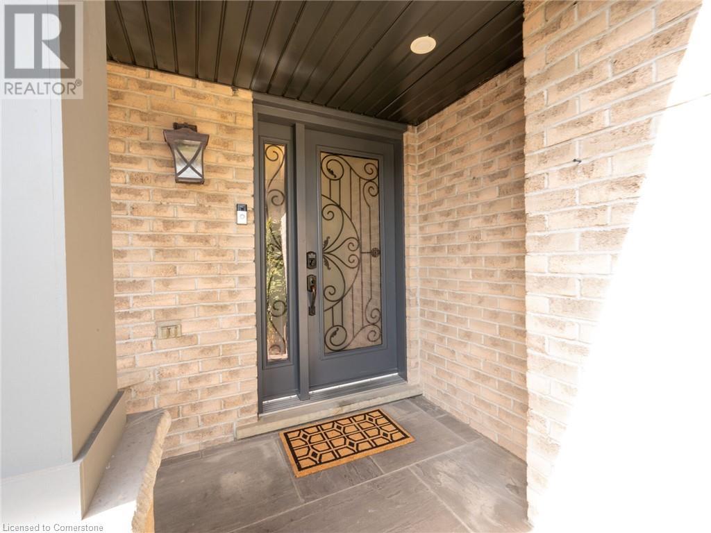 3 Borodino Court, Hamilton, Ontario  L9B 2E8 - Photo 5 - 40677855