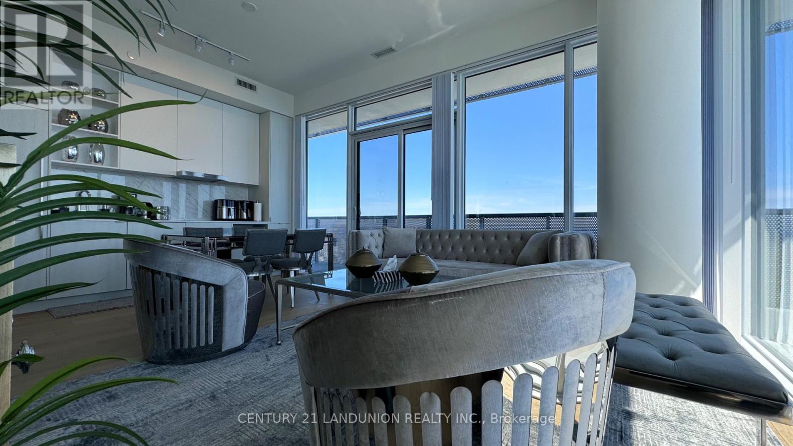 PH206 - 138 DOWNES STREET, Toronto, Ontario