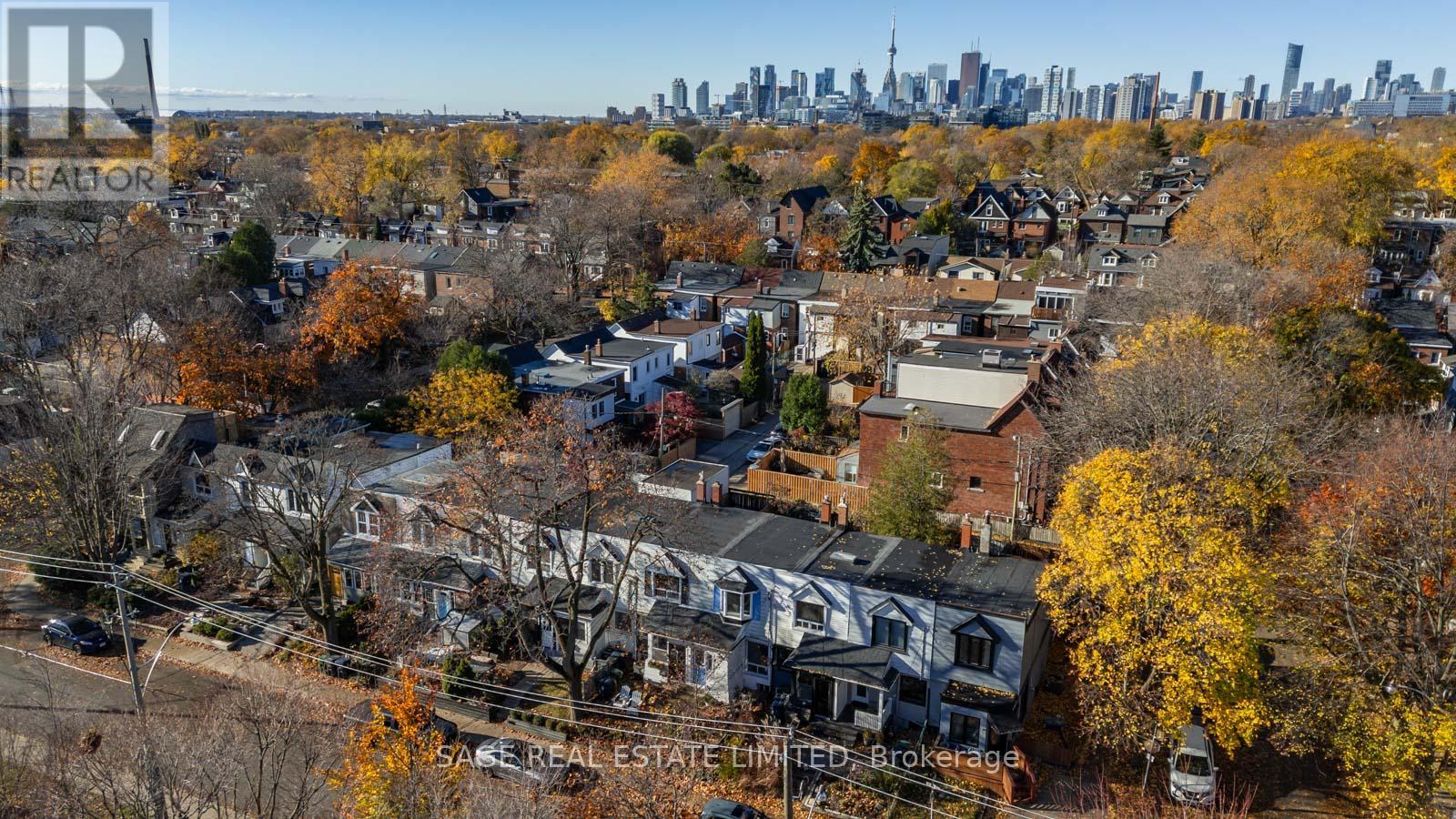 212 Alton AvenueToronto (South Riverdale), Ontario  M4L 2M6 - Photo 29 - E10425360