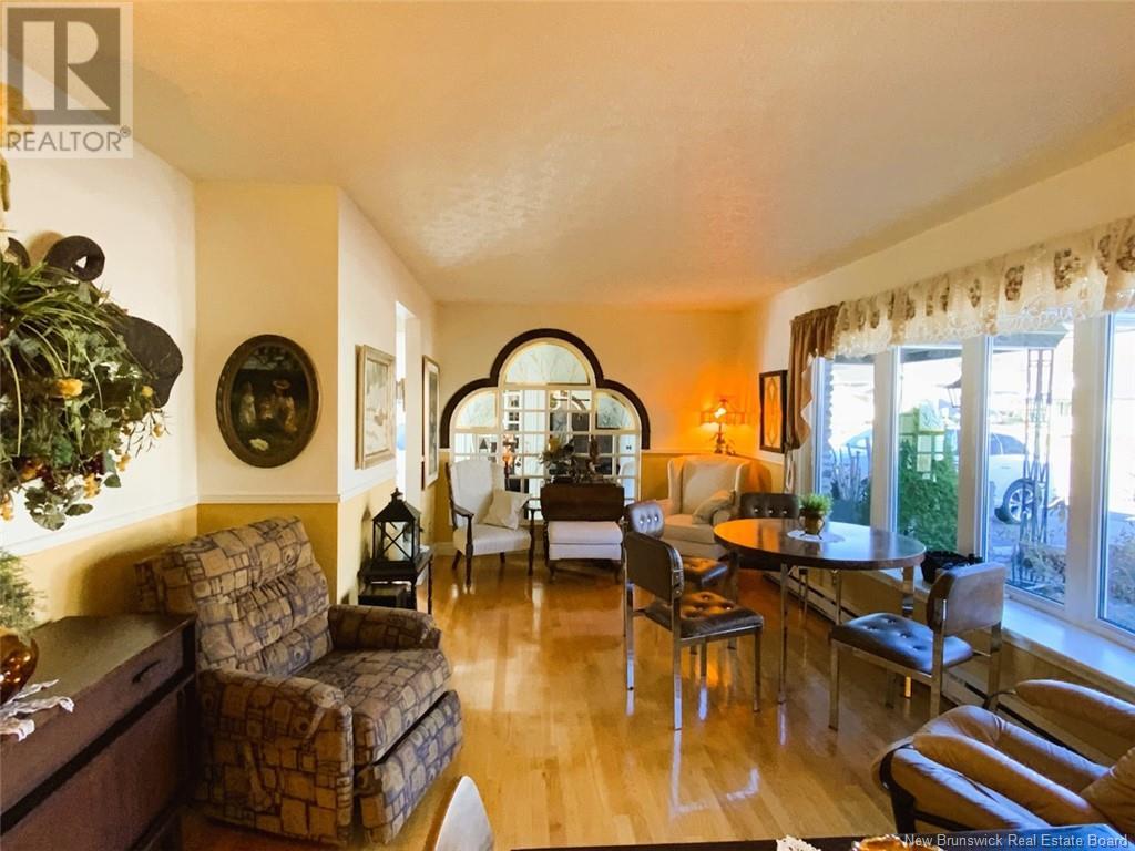Property at 102 Principale Street image 5