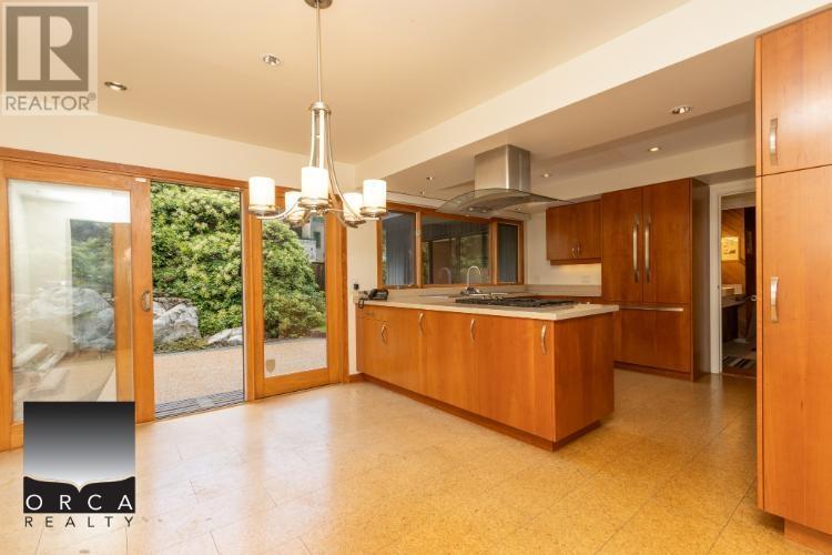 4940 Marine Drive, West Vancouver, British Columbia  V7W 2P4 - Photo 10 - R2944664