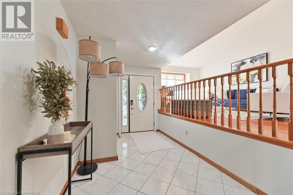 2368 Folkway Drive, Mississauga, Ontario  L5L 3B6 - Photo 2 - 40677998