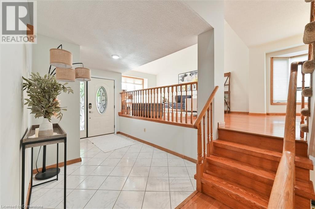 2368 Folkway Drive, Mississauga, Ontario  L5L 3B6 - Photo 3 - 40677998