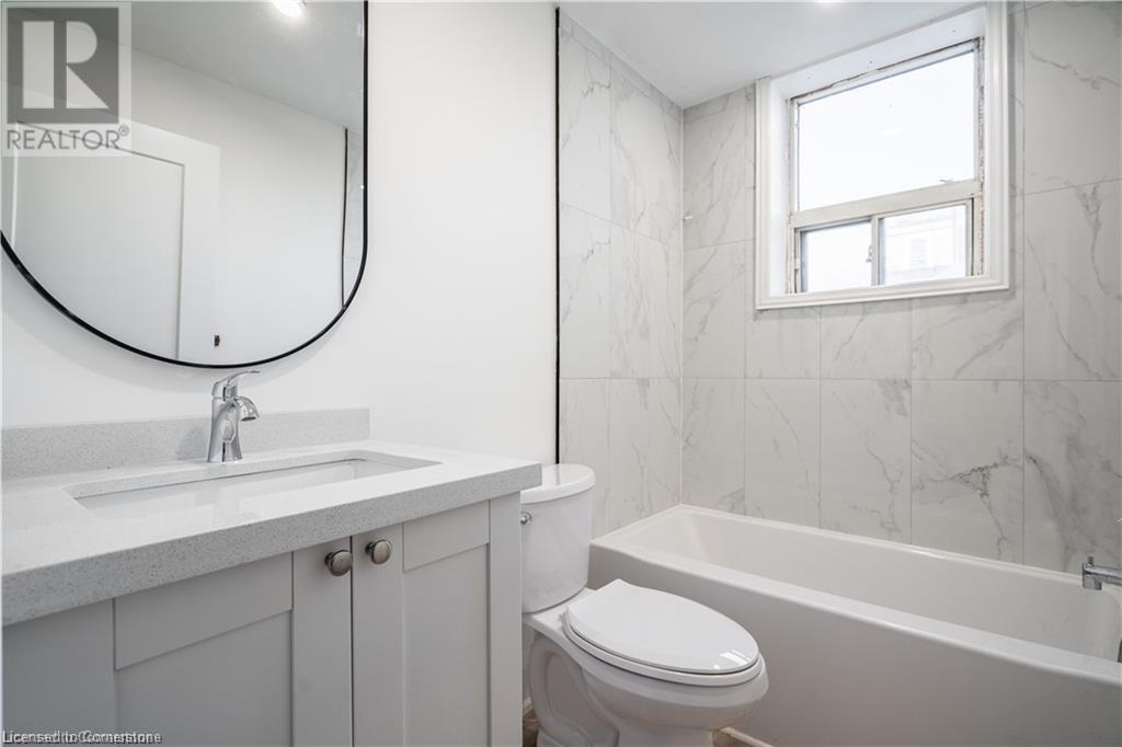 165 Park Row S Unit# 1, Hamilton, Ontario  L8K 2K1 - Photo 7 - 40677856