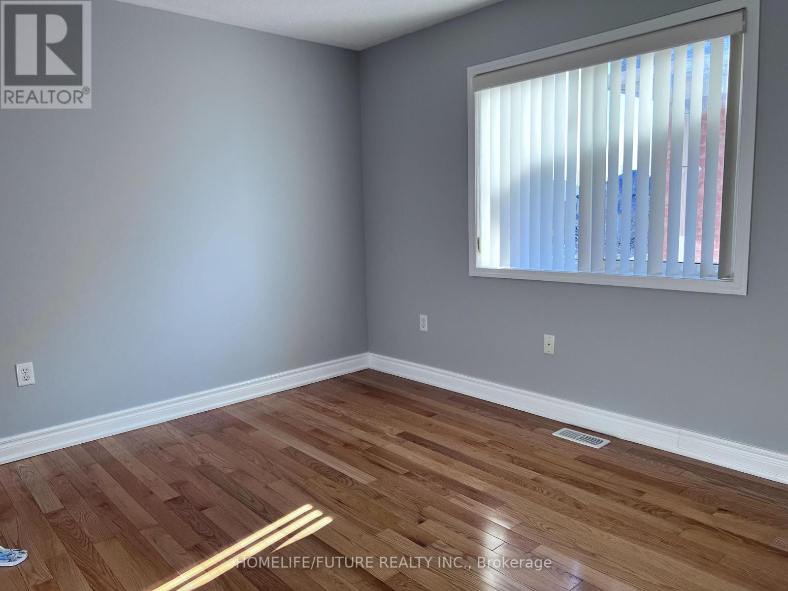 Main - 24 Bald Eagle Avenue, Toronto, Ontario  M1B 6G1 - Photo 6 - E10425272