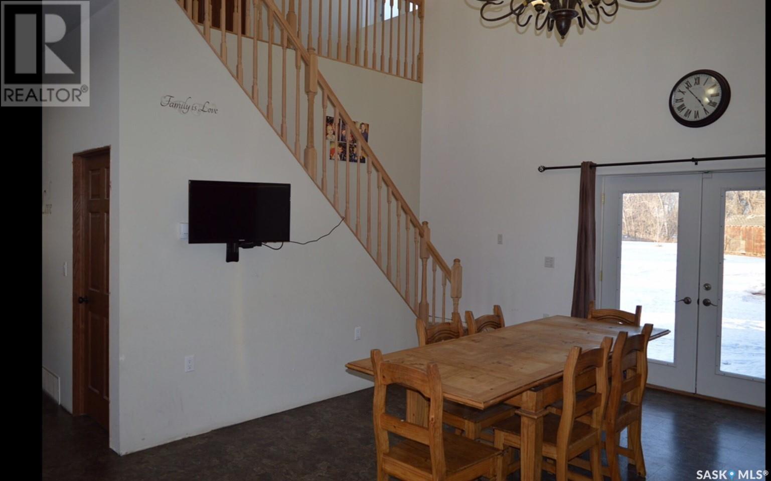 Michel Acreage, Estevan Rm No. 5, Saskatchewan  S4A 2A5 - Photo 5 - SK988298