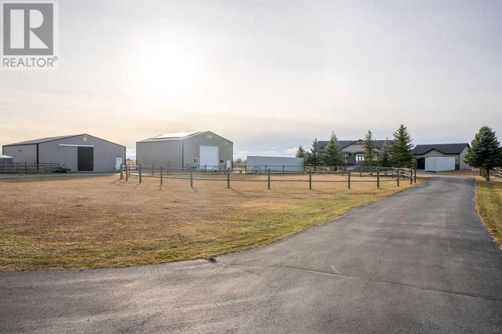 265177 Skyview Lane, Rural Rocky View County, Alberta  T4C 3A2 - Photo 37 - A2179305