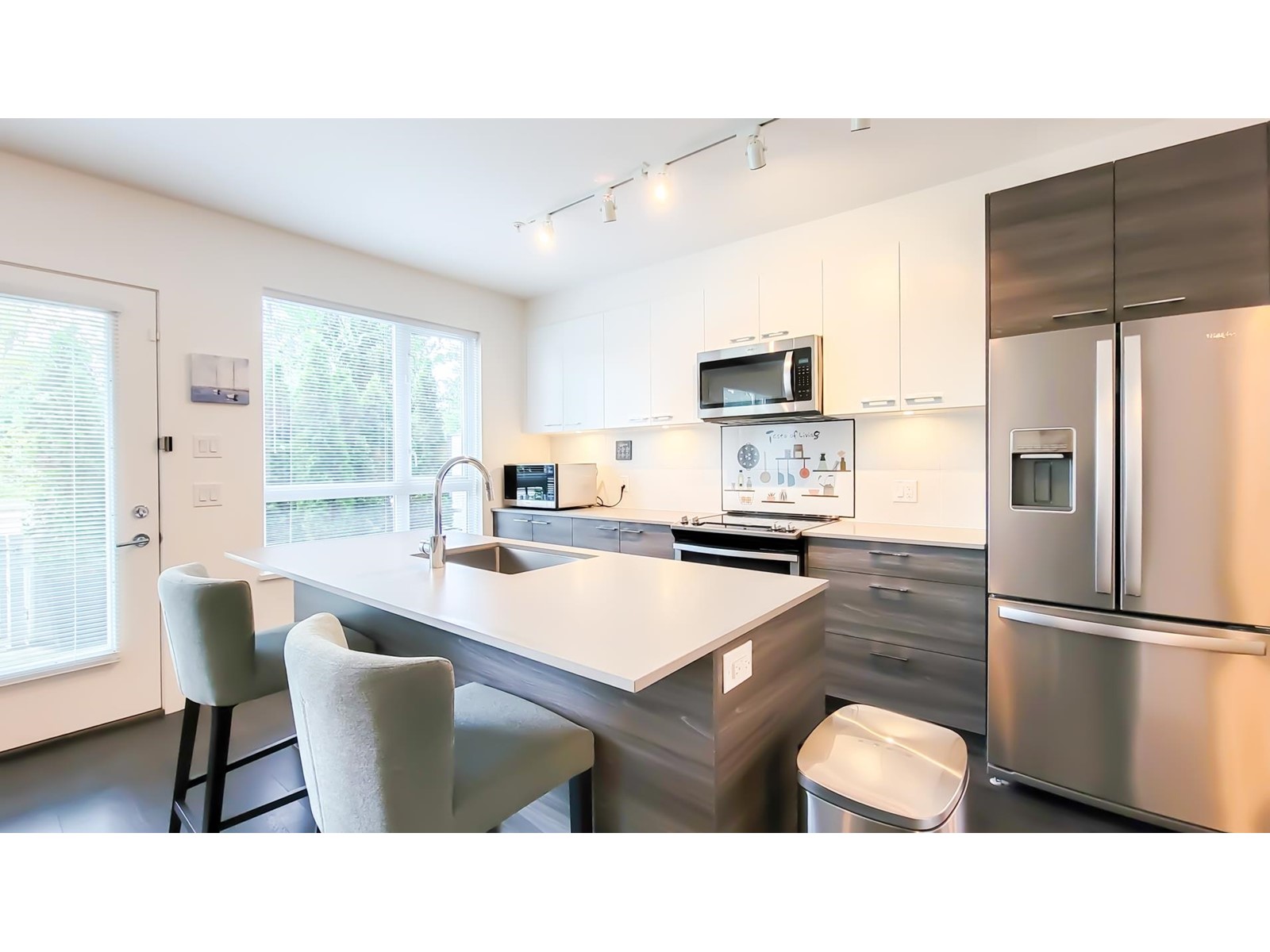 Th1 10581 140 Street, Surrey, British Columbia  V3T 0M7 - Photo 11 - R2944728