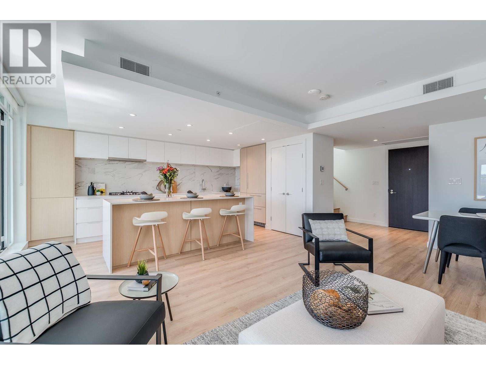 612 1500 Fern Street, North Vancouver, British Columbia  V7J 1H6 - Photo 3 - R2944698