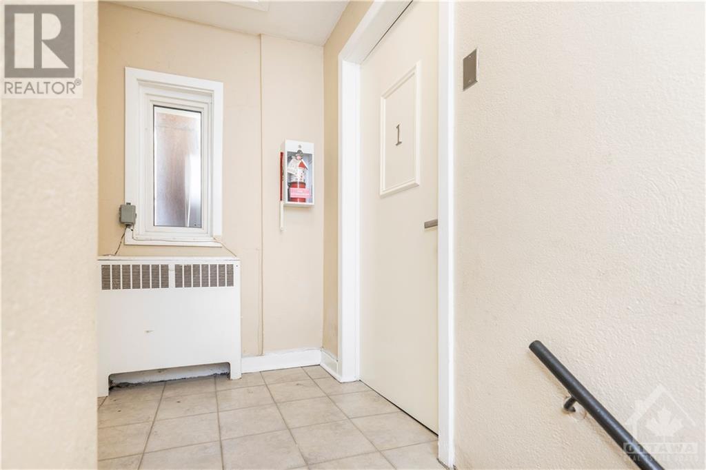 1 - 462 Bronson Avenue, Ottawa, Ontario  K1R 6J6 - Photo 2 - X10426506