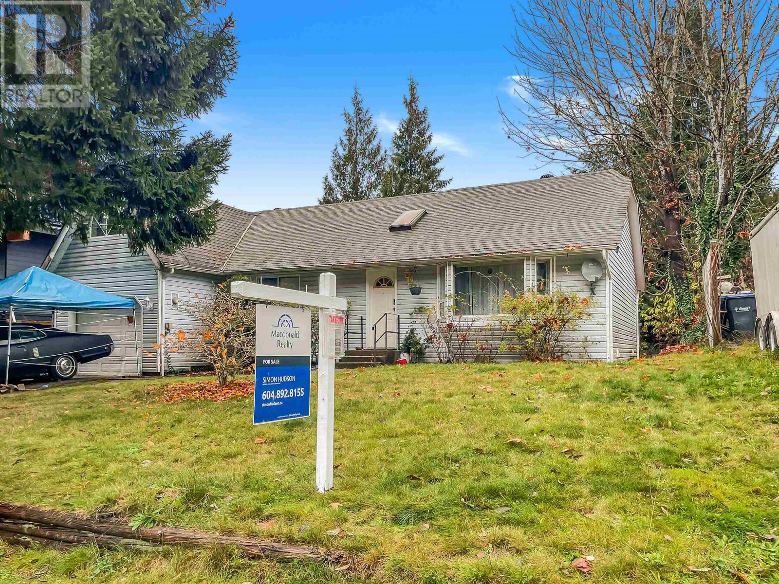 37971 Magnolia Crescent, Squamish, British Columbia  V8B 0X8 - Photo 1 - R2941617