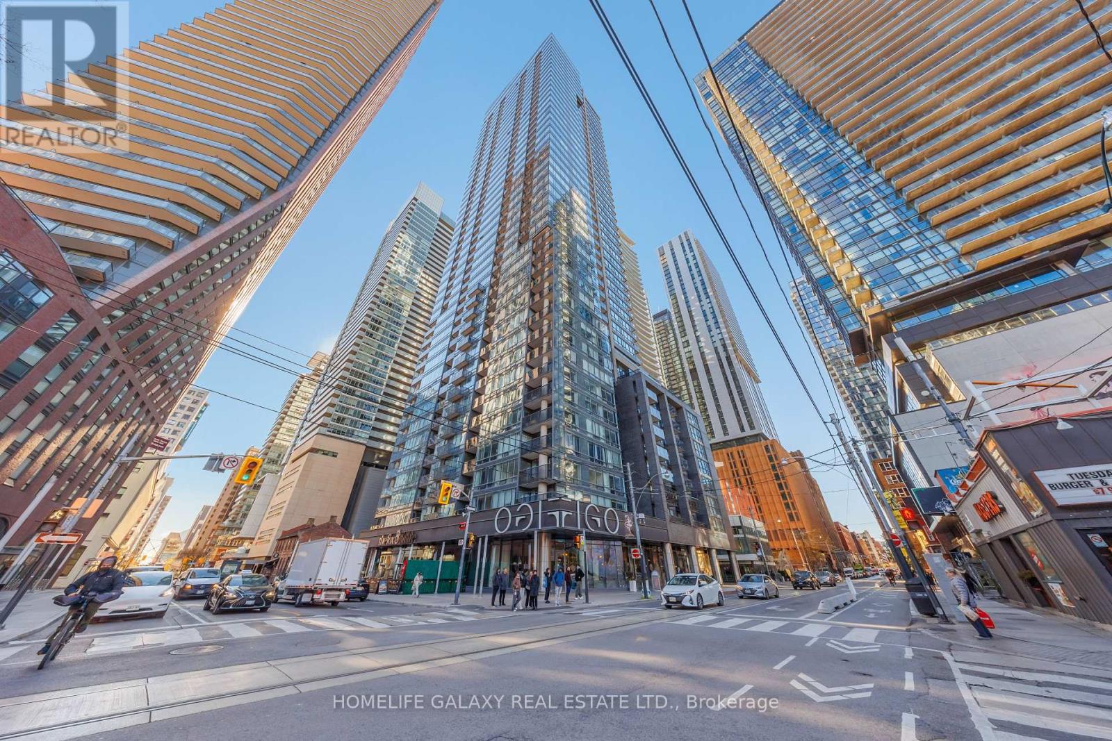 501 - 295 ADELAIDE STREET, Toronto, Ontario