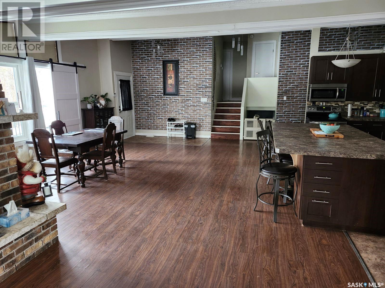 Property at 3762 Haliburton AVENUE image 4