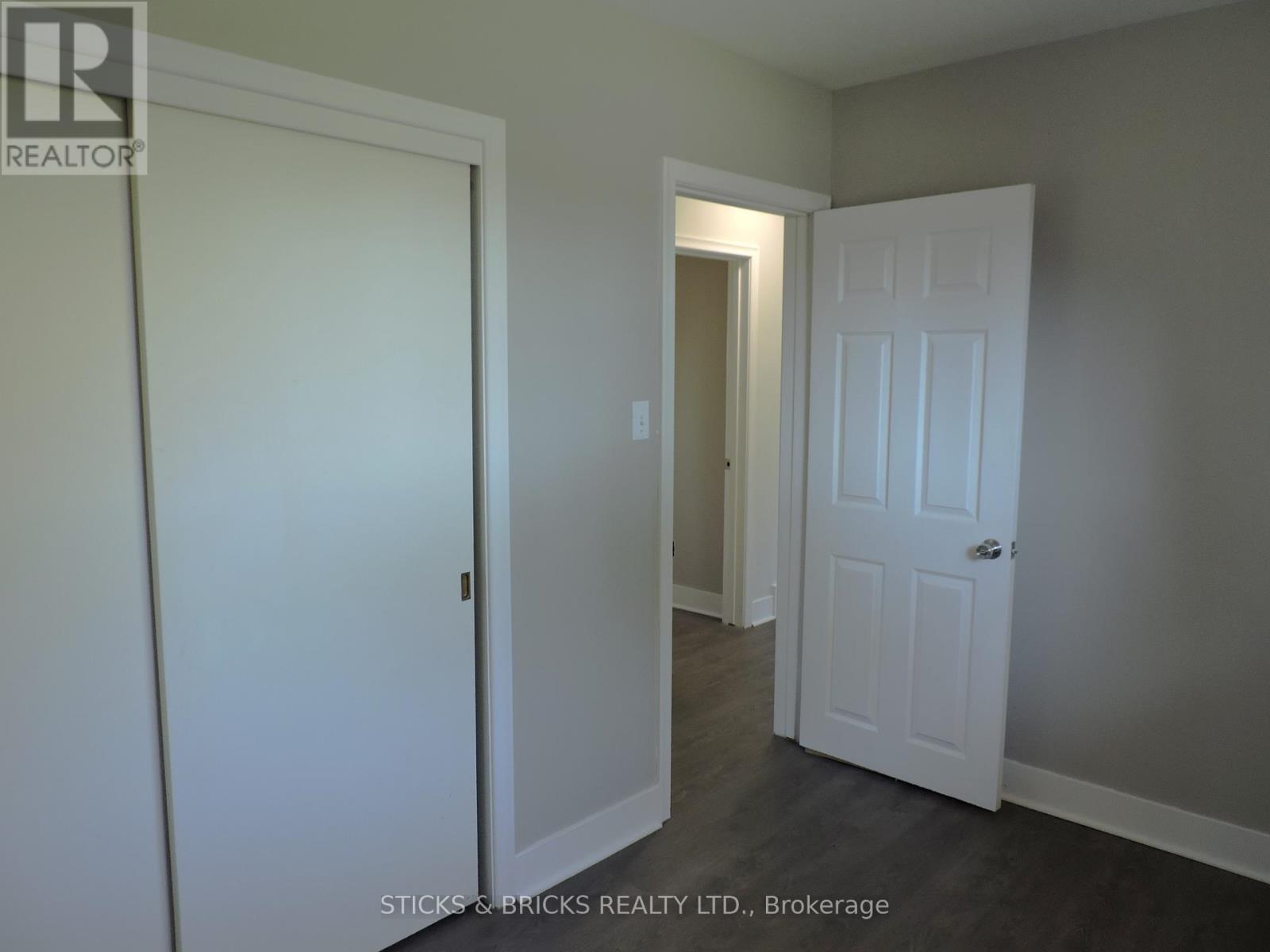 3137 Kingswood Crescent, Niagara Falls, Ontario  L2J 2H5 - Photo 7 - X10426613