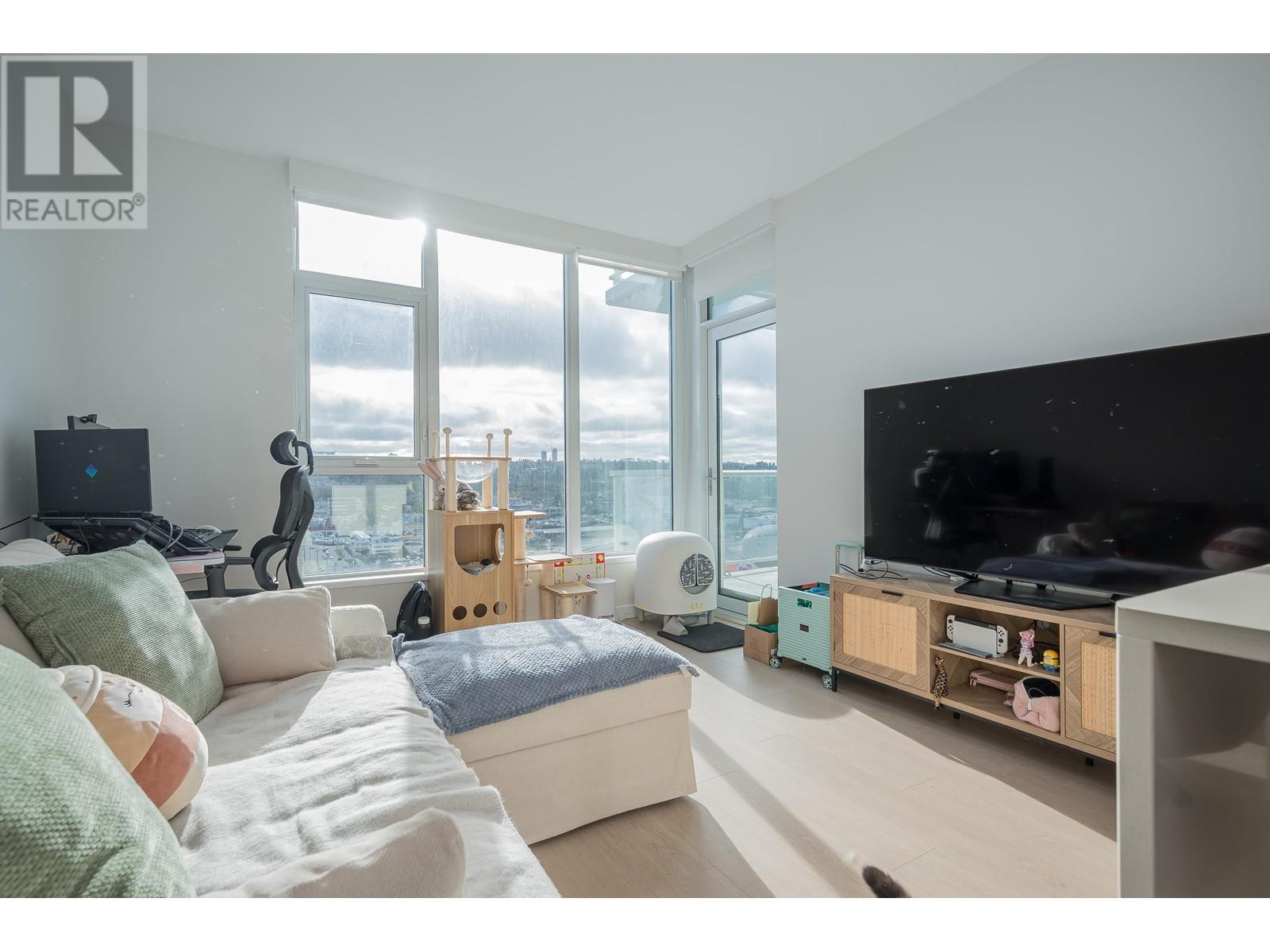 Listing Picture 13 of 40 : 1401 2186 GILMORE AVENUE, Burnaby / 本拿比 - 魯藝地產 Yvonne Lu Group - MLS Medallion Club Member