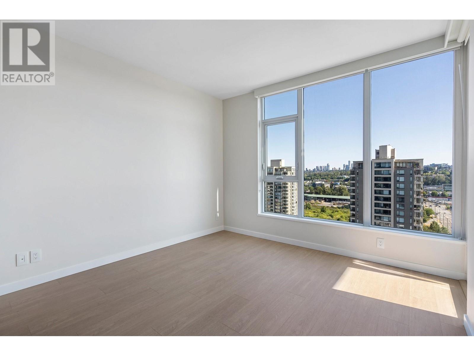 Listing Picture 10 of 40 : 1401 2186 GILMORE AVENUE, Burnaby / 本拿比 - 魯藝地產 Yvonne Lu Group - MLS Medallion Club Member