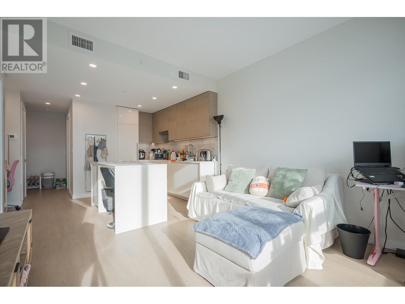 Listing Picture 8 of 40 : 1401 2186 GILMORE AVENUE, Burnaby / 本拿比 - 魯藝地產 Yvonne Lu Group - MLS Medallion Club Member