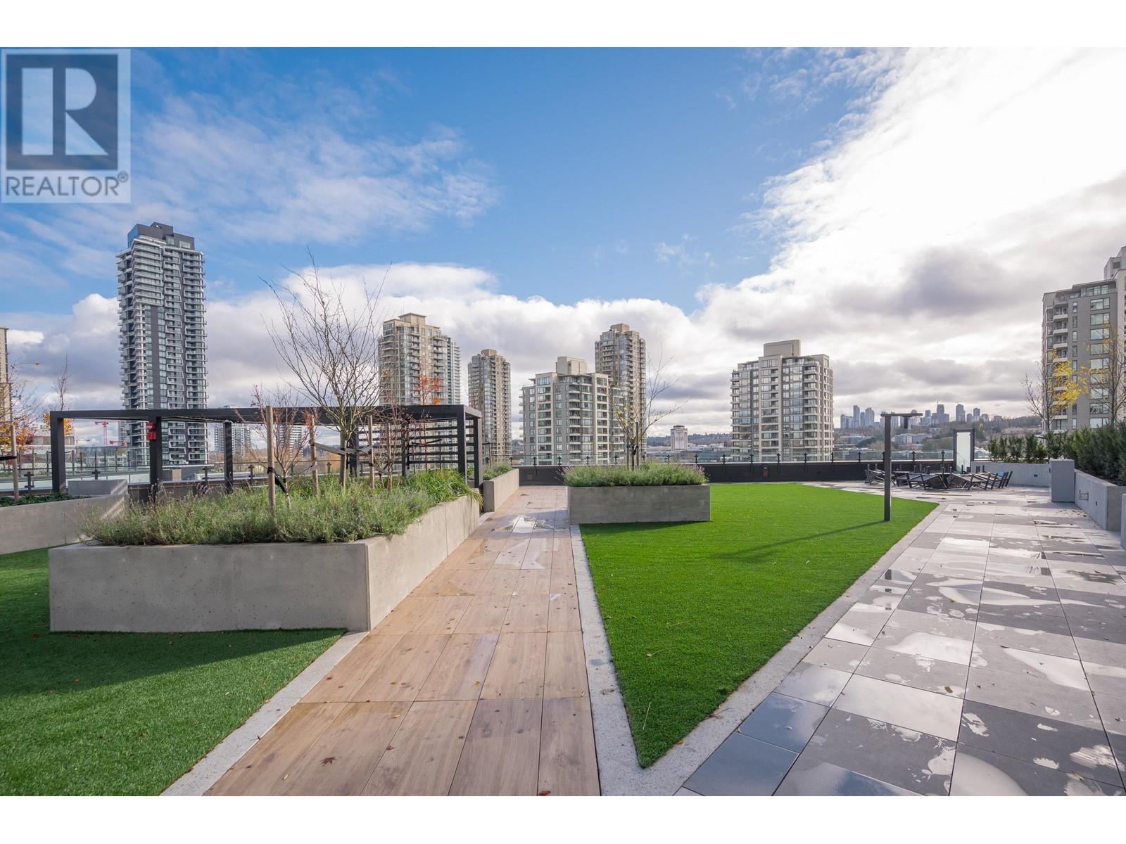 Listing Picture 37 of 40 : 1401 2186 GILMORE AVENUE, Burnaby / 本拿比 - 魯藝地產 Yvonne Lu Group - MLS Medallion Club Member