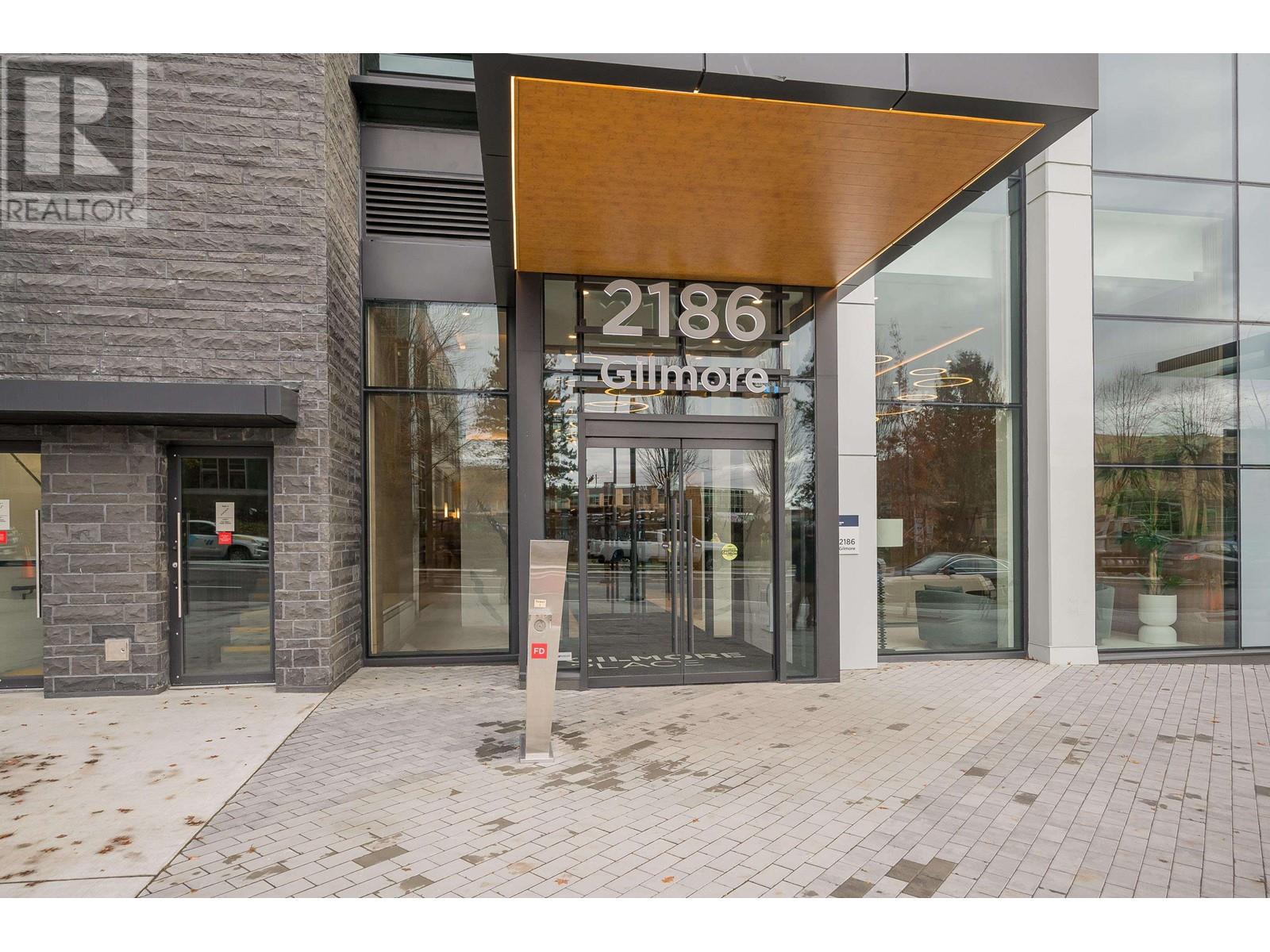 Listing Picture 3 of 40 : 1401 2186 GILMORE AVENUE, Burnaby / 本拿比 - 魯藝地產 Yvonne Lu Group - MLS Medallion Club Member