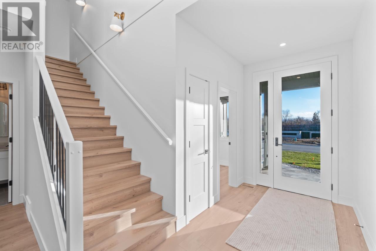 Property at 2616 ELSTON Drive image 3