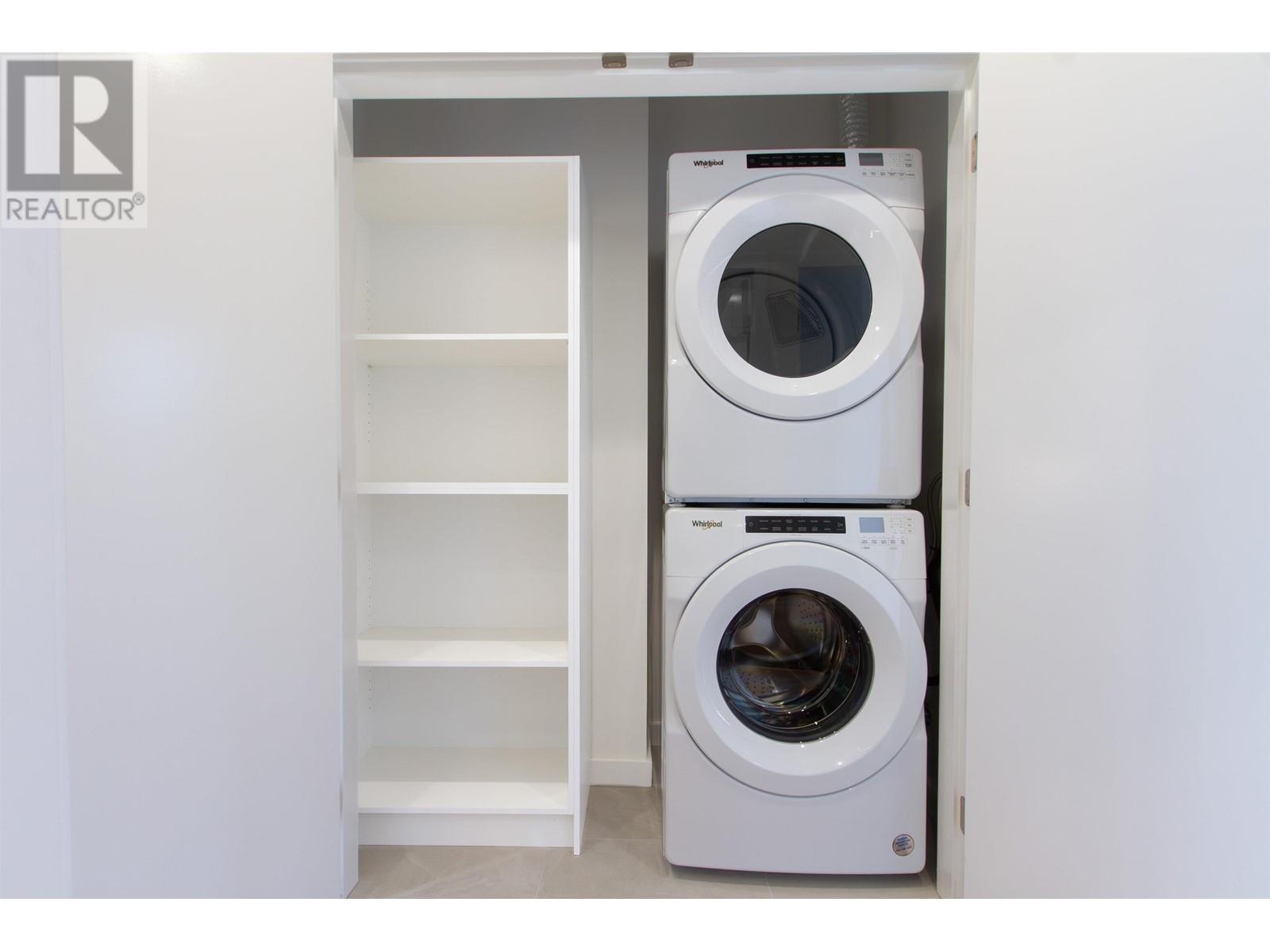 9 40809 THE CRESCENT