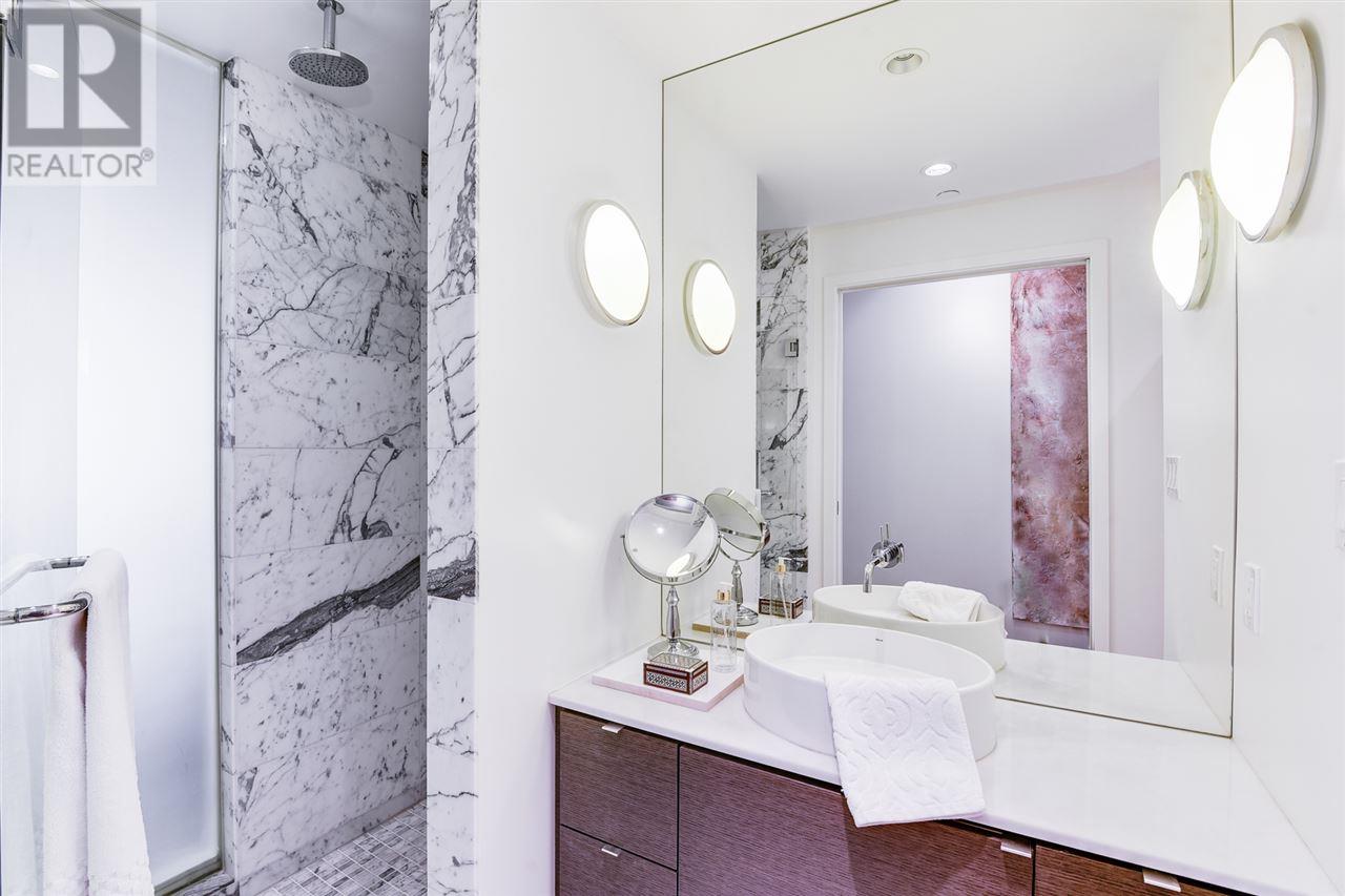 Listing Picture 18 of 35 : 301 1477 W PENDER STREET, Vancouver / 溫哥華 - 魯藝地產 Yvonne Lu Group - MLS Medallion Club Member