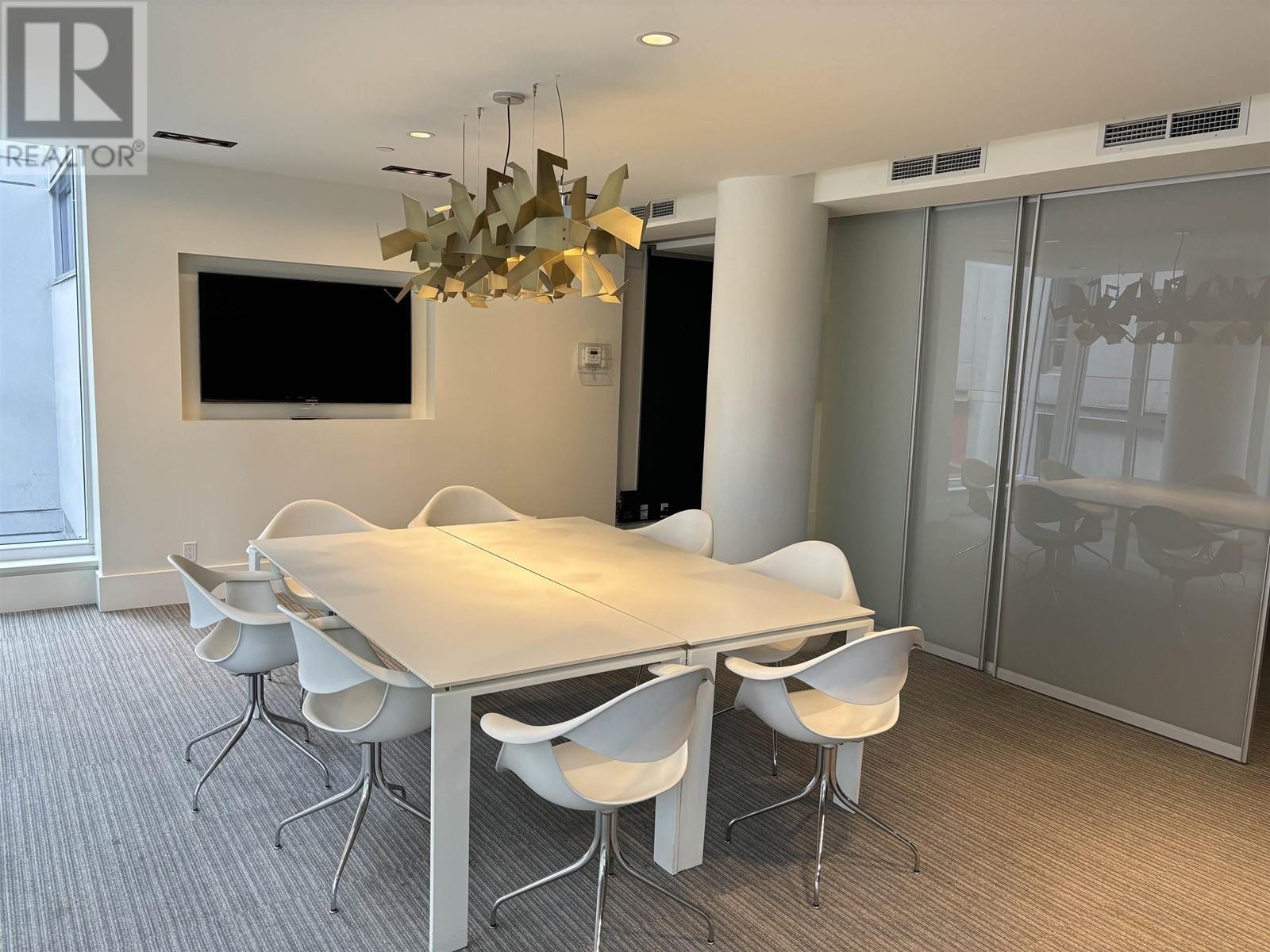 Listing Picture 30 of 35 : 301 1477 W PENDER STREET, Vancouver / 溫哥華 - 魯藝地產 Yvonne Lu Group - MLS Medallion Club Member