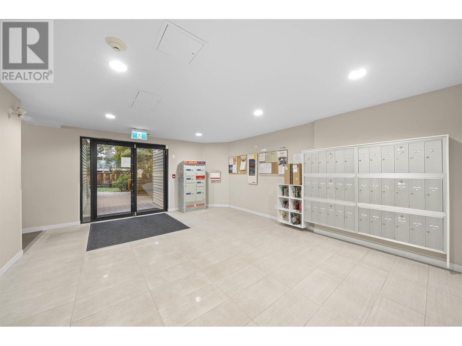 416 2915 Glen Drive, Coquitlam, British Columbia  V3B 7H8 - Photo 23 - R2944774