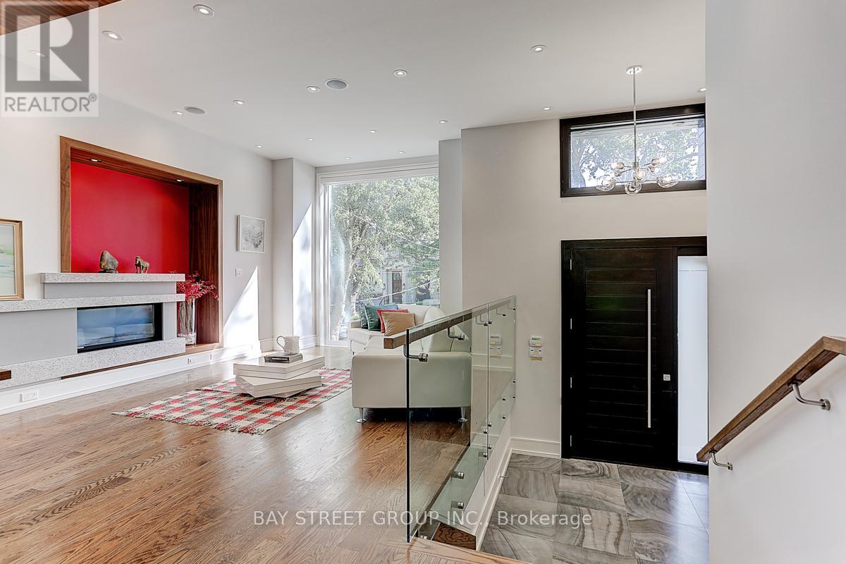Property at 22 CARMICHAEL AVENUE image 4