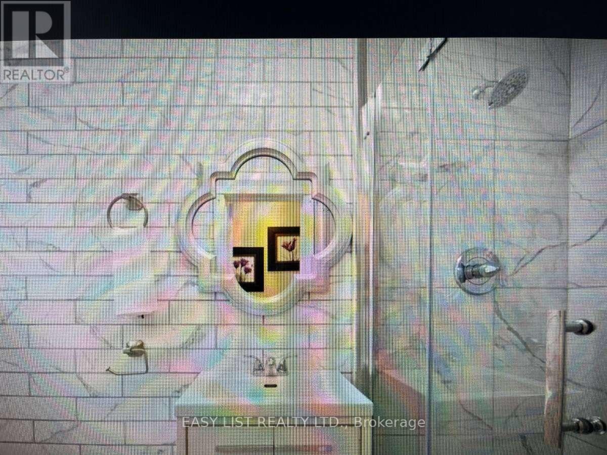 5 Stonedene Boulevard, Toronto, Ontario  M2R 3C6 - Photo 22 - C10426382