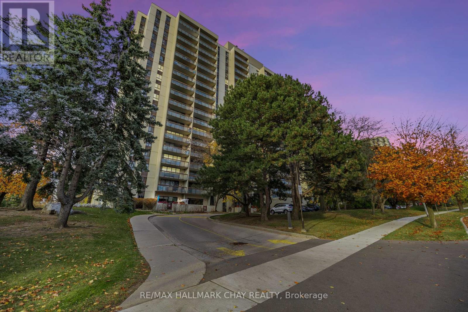 304 - 260 SENECA HILL DRIVE, Toronto, Ontario