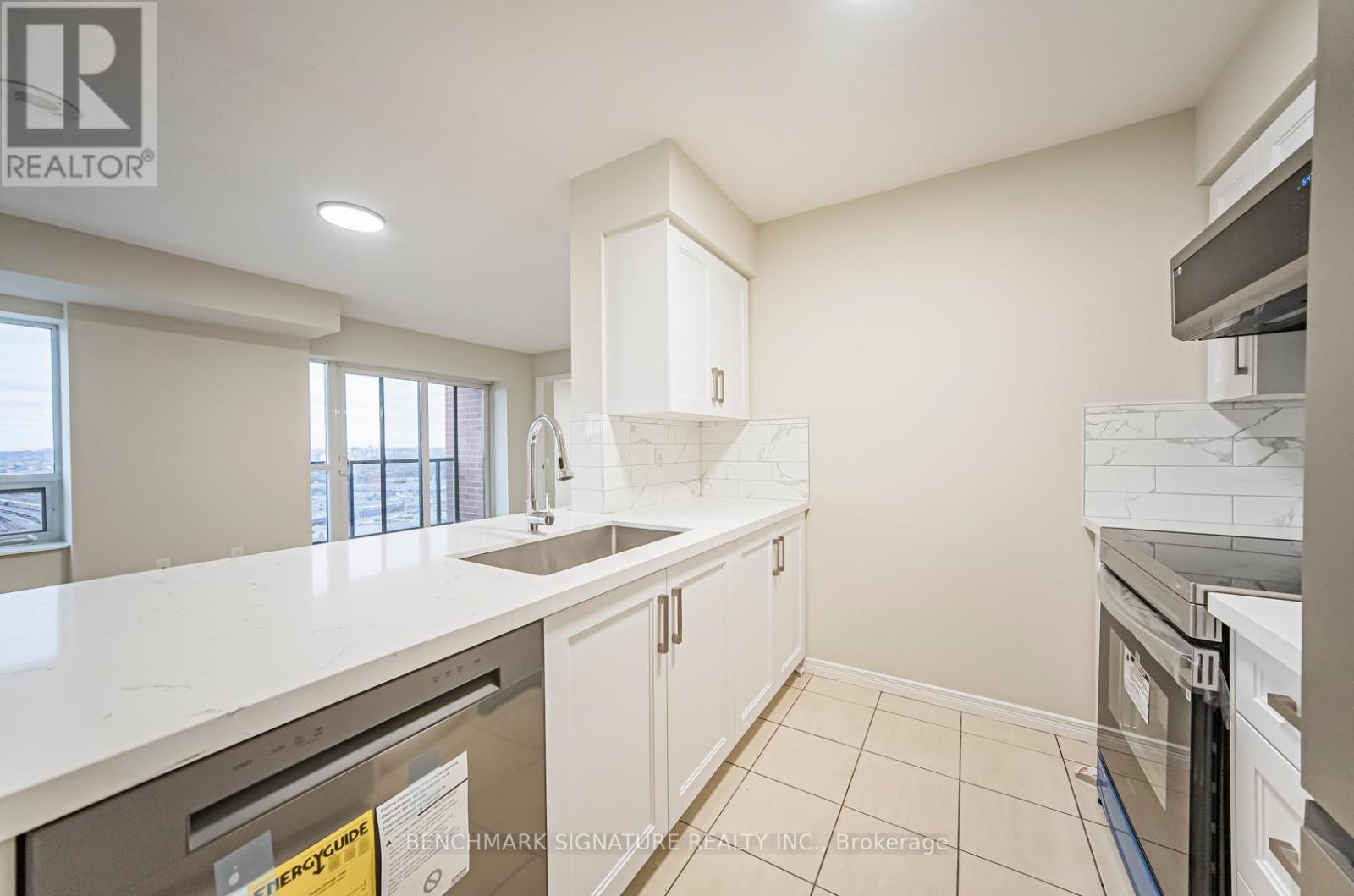 2101 - 60 Heintzman Street, Toronto, Ontario  M6P 5A1 - Photo 15 - W10426188